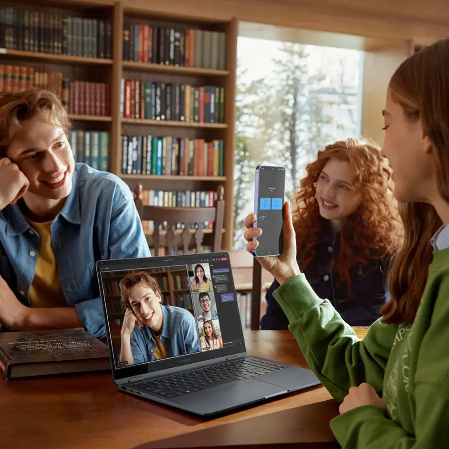 A Photo Of Samsung Galaxy Book4 Pro 360 - NP750QGK-KG3US - 15.6