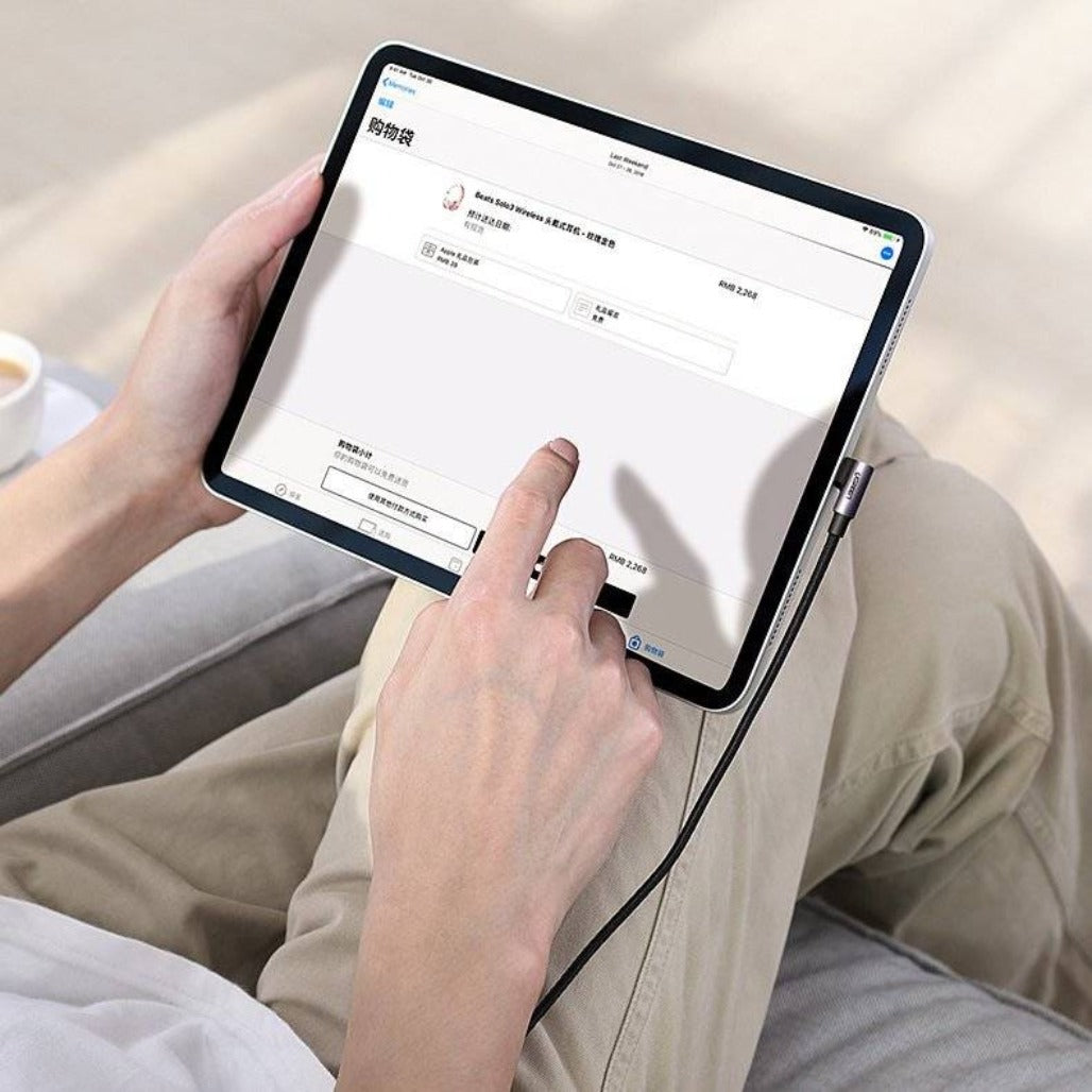 A Photo Of Ugreen Angled cable USB Type C - USB Type C Power Delivery 60W 20V 3A