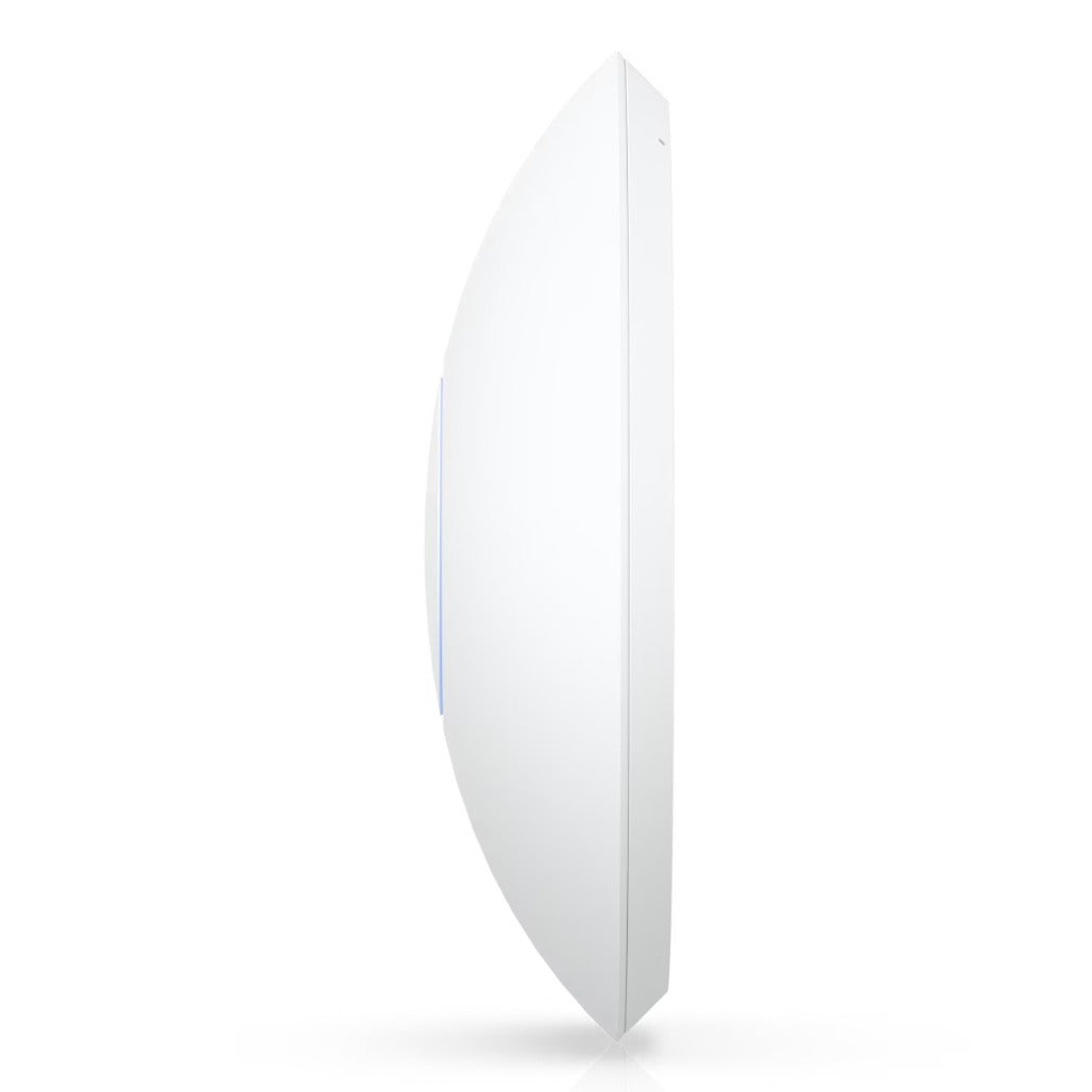 A Photo Of Ubiquiti UniFi U7 Long-Range - U7-LR