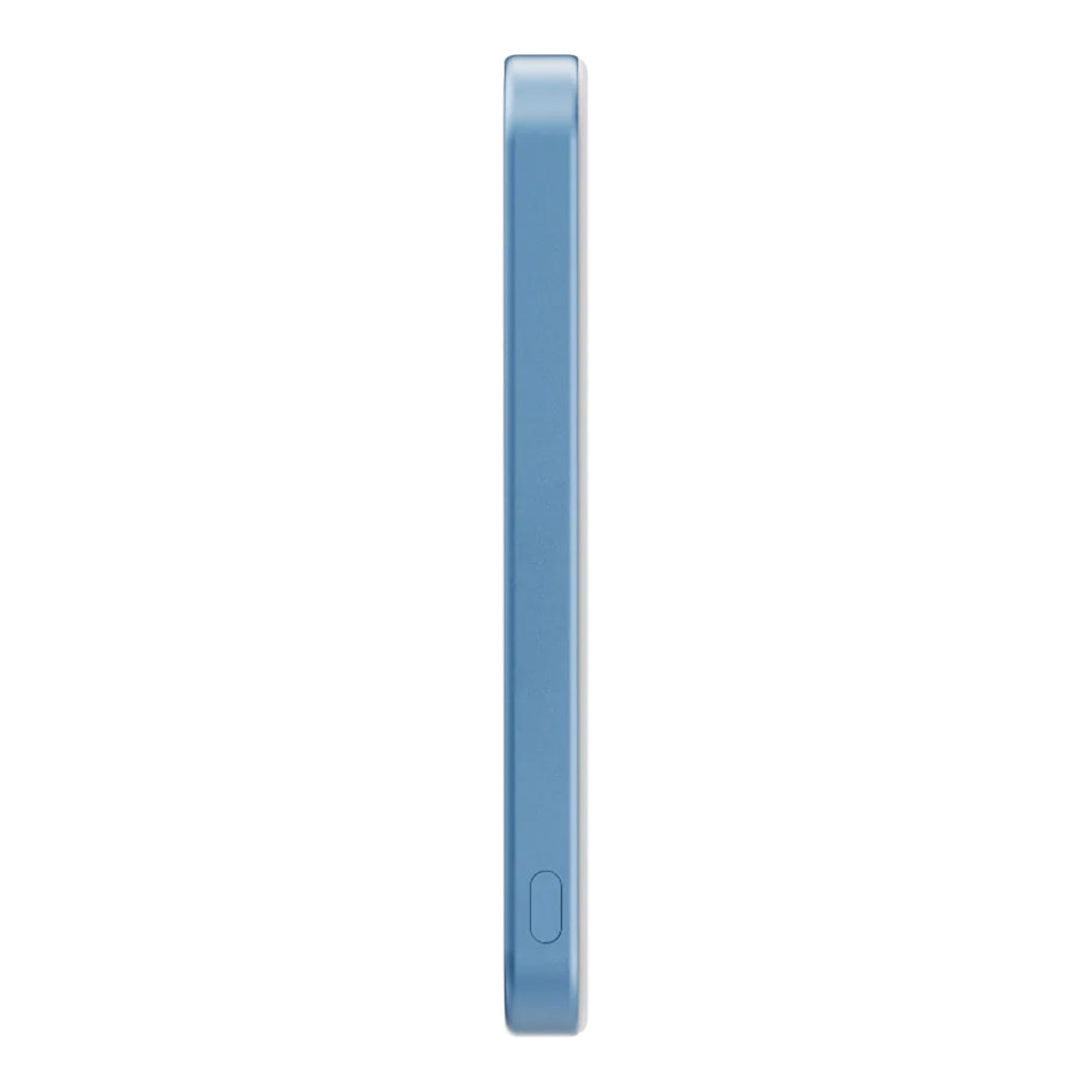 A Photo Of Pitaka Aramid Fiber Magnetic Power Bank – 5000mAh Slim Qi2 Fast Wireless Charger with Magnetic Attachment