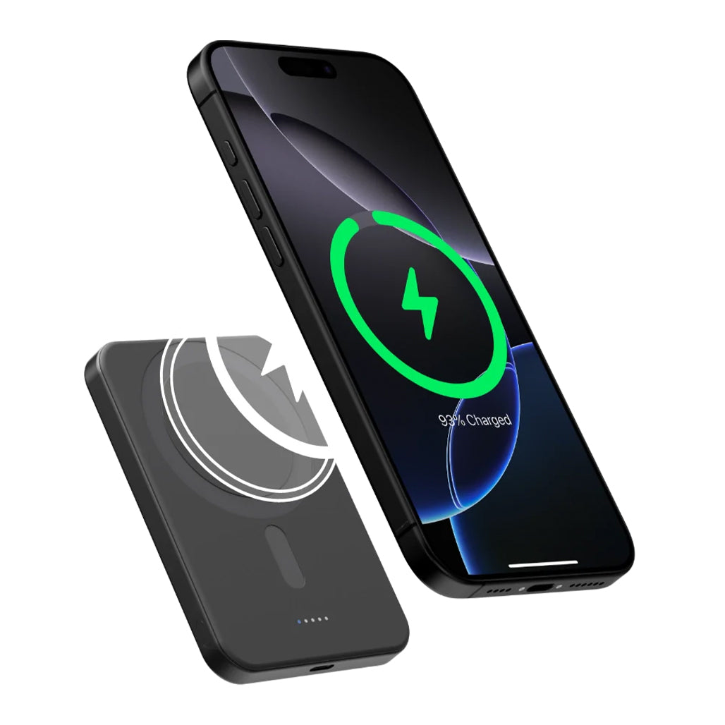 A Photo Of Pitaka Aramid Fiber Magnetic Power Bank – 5000mAh Slim Qi2 Fast Wireless Charger with Magnetic Attachment