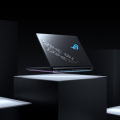 A Photo Of Asus ROG Strix SCAR 18 (2025) G835 (Open Box) - 18