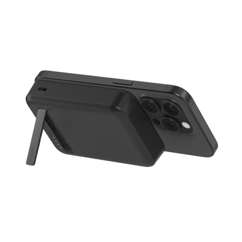 A Photo Of Belkin BoostCharge Pro 10,000mAh Magnetic Power Bank with Qi2 15W Wireless Fast Charging & Kickstand