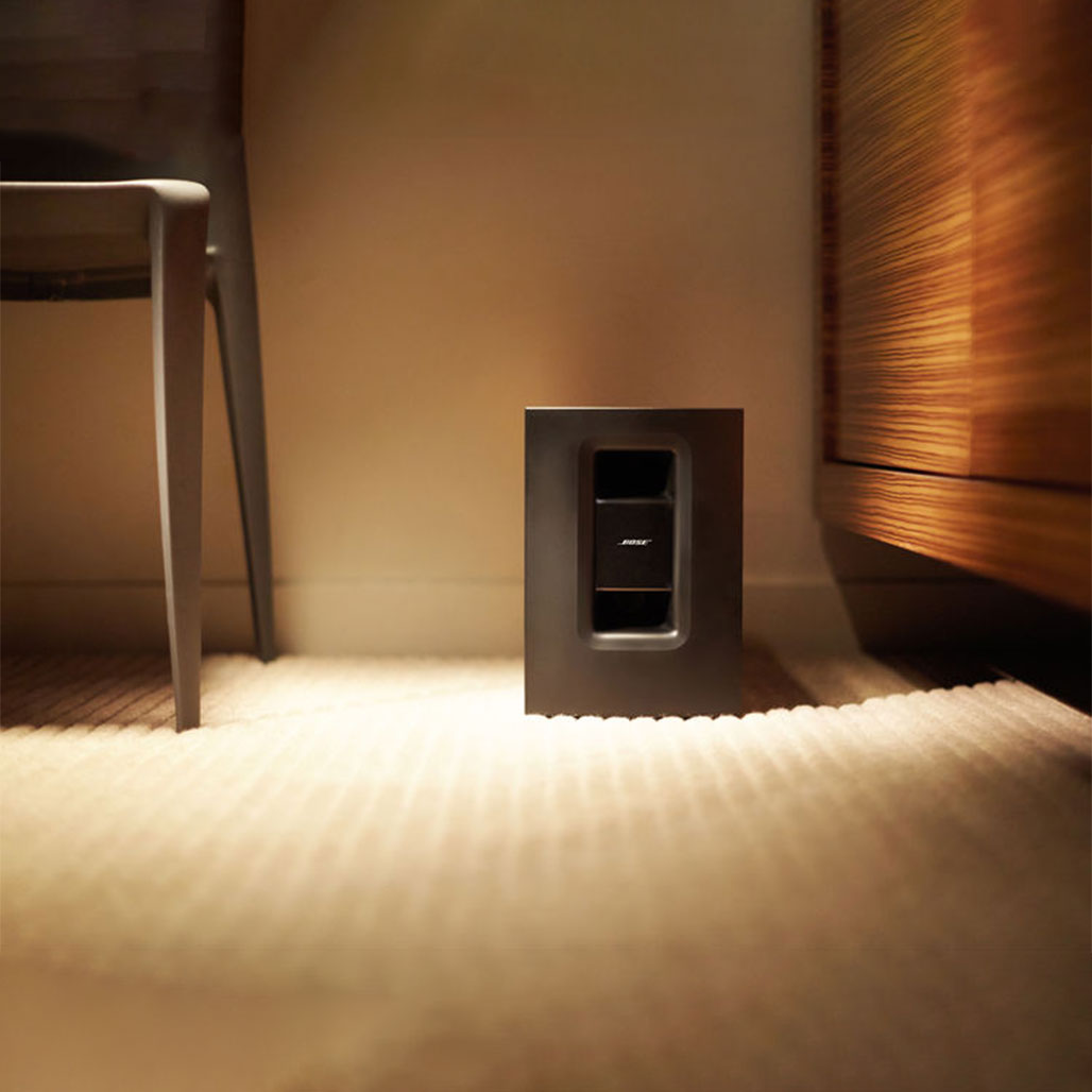 A Photo Of Bose SoundTouch 130 - Home Theater System With Wireless Bass Module