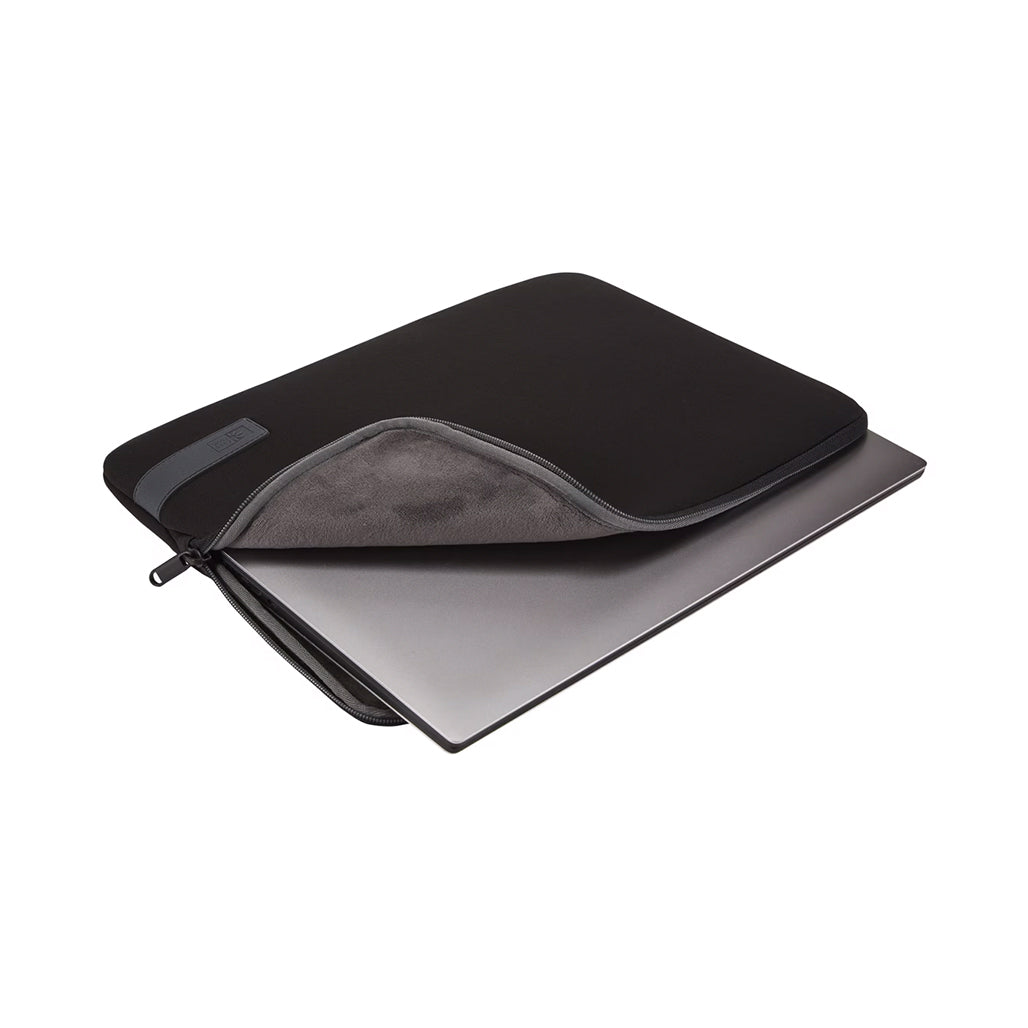 A Photo Of Case Logic Reflect Laptop Sleeve