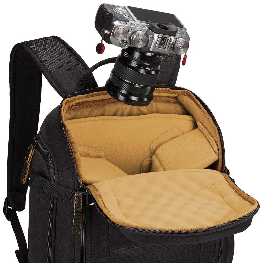 A Photo Of Case Logic Viso Slim - Camera Bag - CVBP-105 (Black)