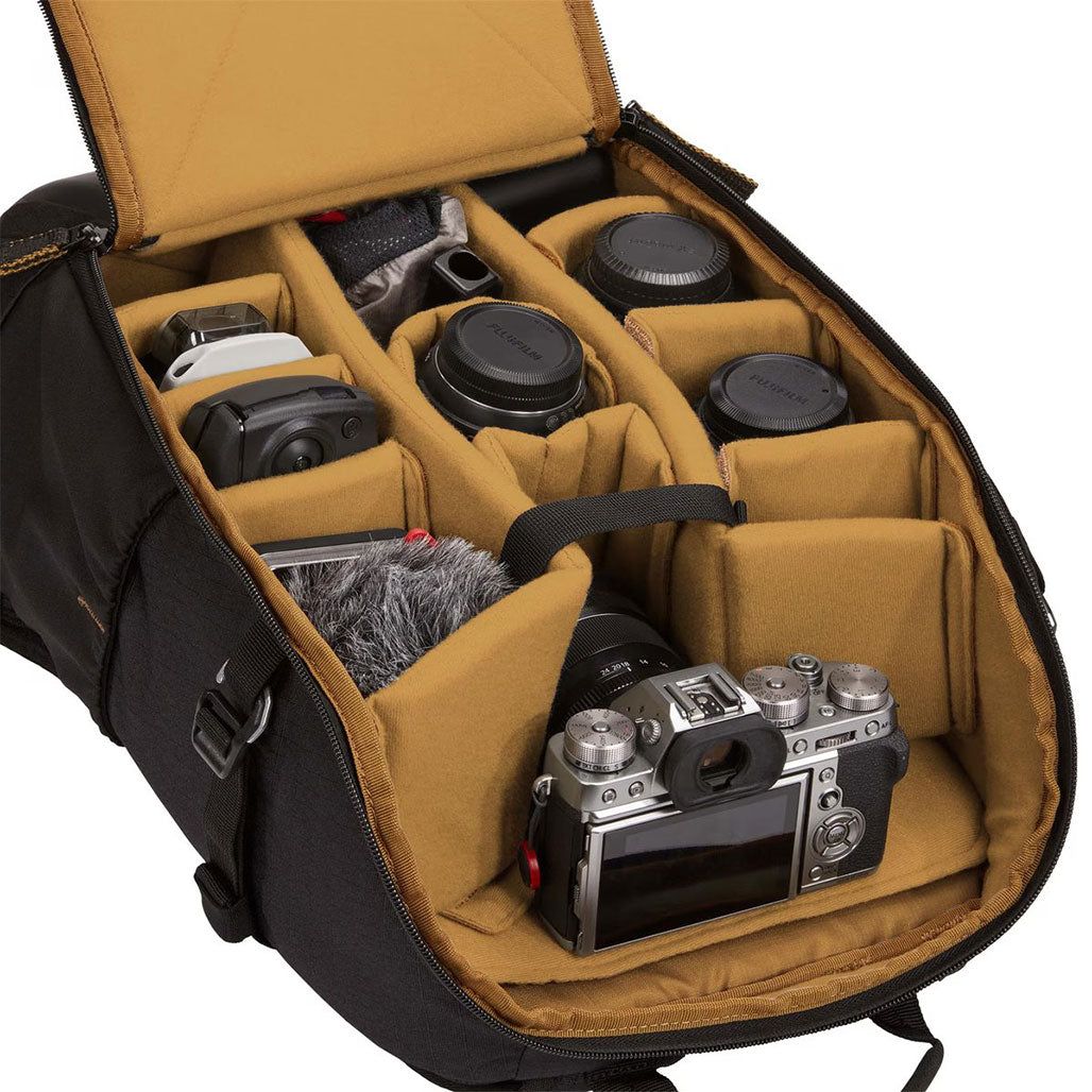 A Photo Of Case Logic Viso Slim - Camera Bag - CVBP-105 (Black)