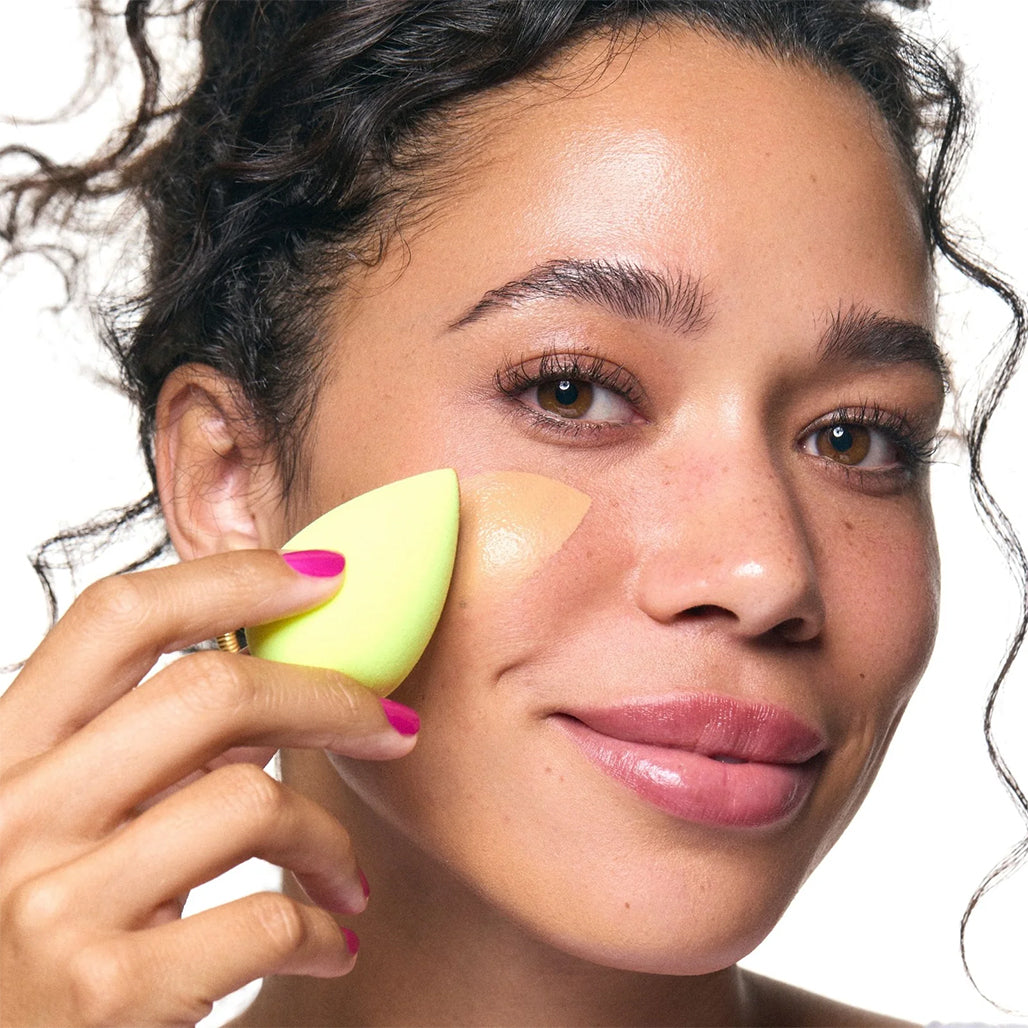 A Photo Of Beauty Blender Cleantemporary Trio