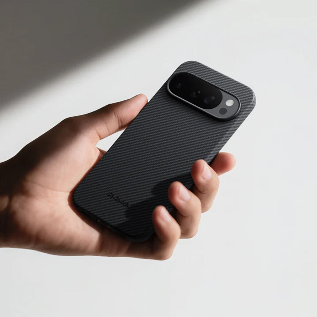 A Photo Of Pitaka Google Pixel 10 Pro XL Aramid Fiber Edge Case