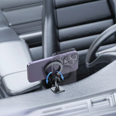 A Photo Of Green Lion GX-77 MagSafe Car Phone Holder