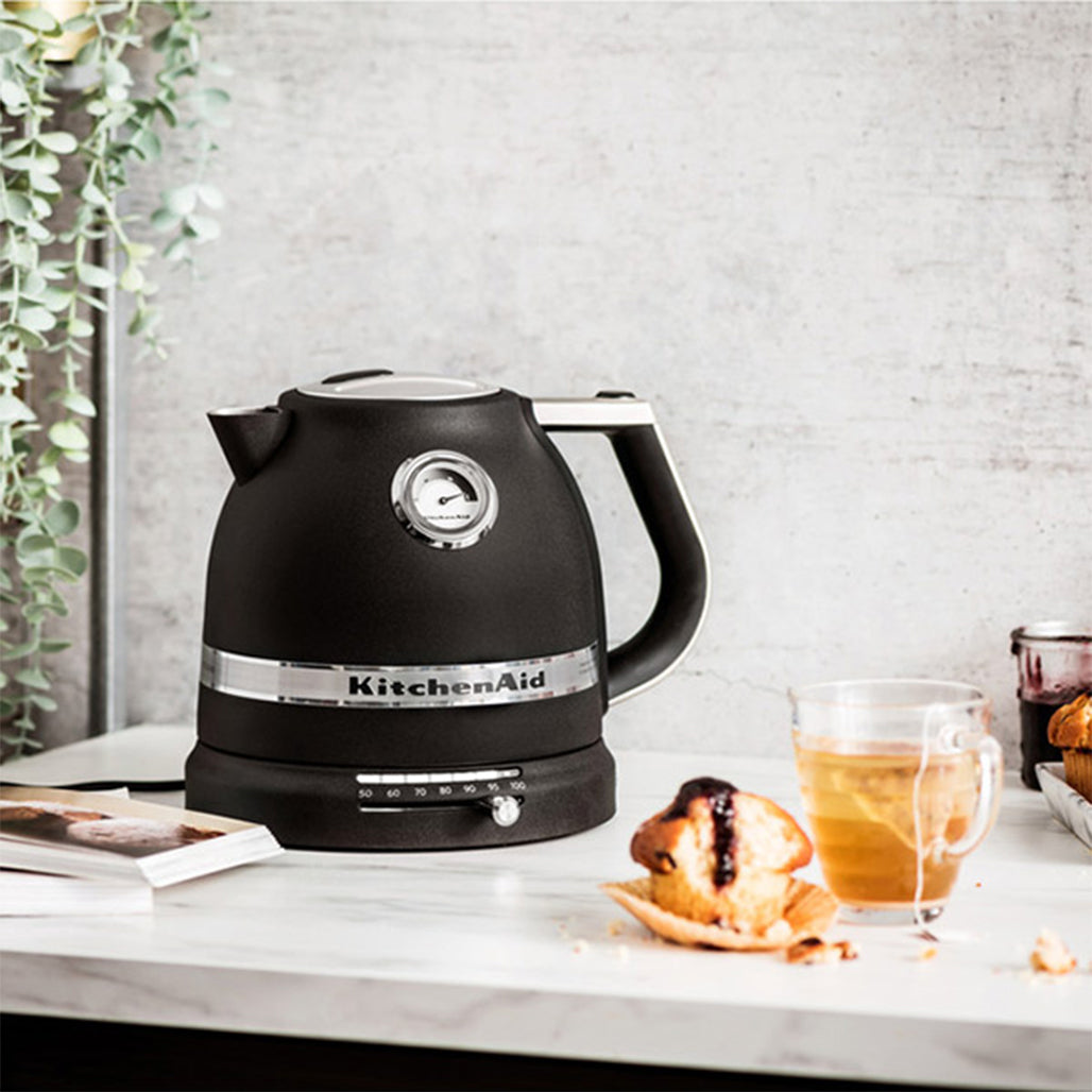 A Photo Of Kitchenaid Artisan 1.5 L Kettle Adjustable Temperature