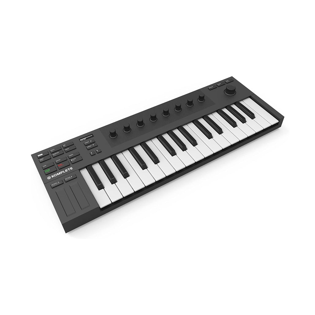 A Photo Of Native Instruments KOMPLETE KONTROL M32 – Compact Keyboard Controller with OLED Display