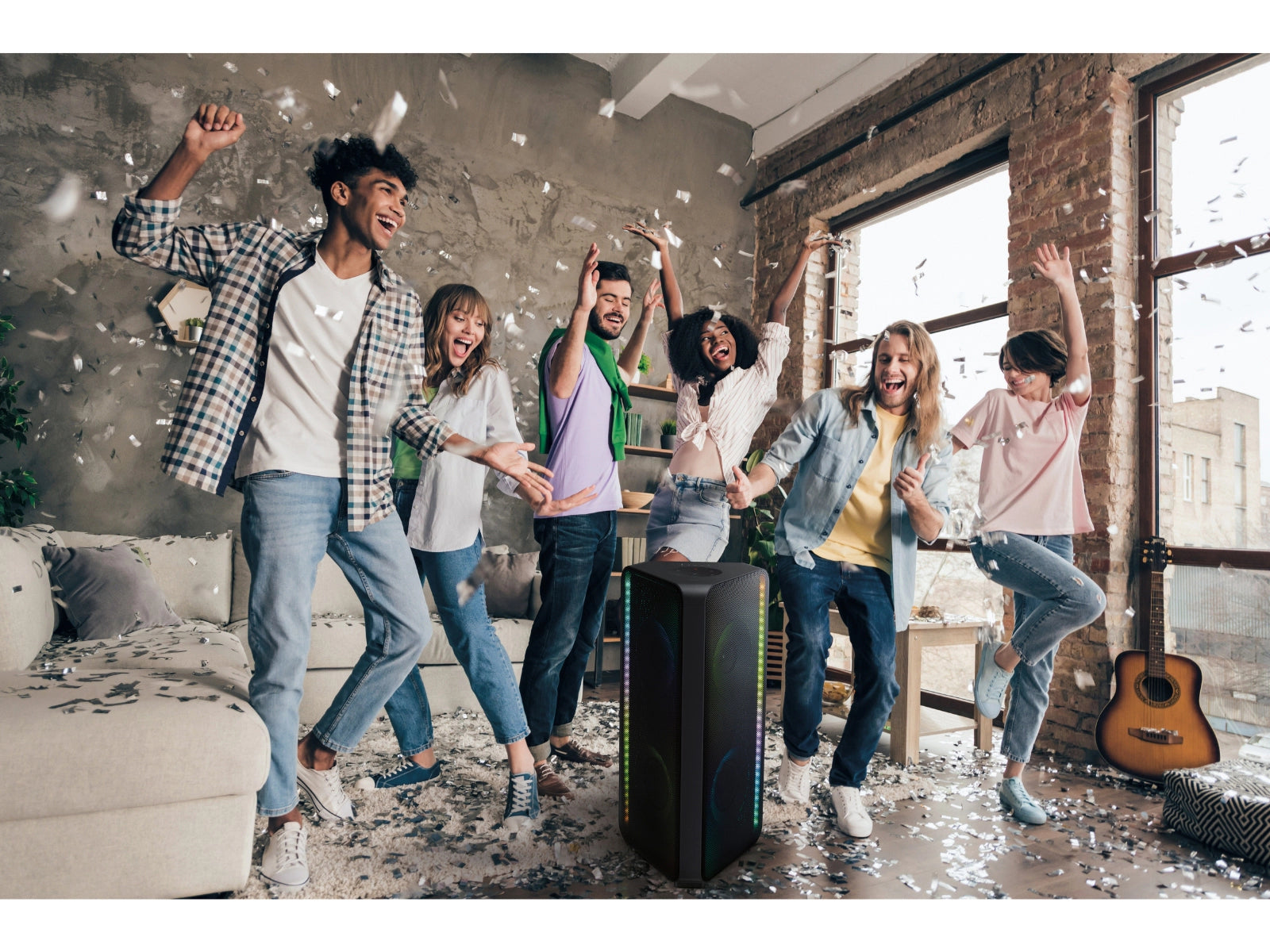 A Photo Of Samsung Sound Tower MX-ST40B – 160W Portable Party Speaker with Built-In Battery, IPX5 Water Resistance & LED Party Lights