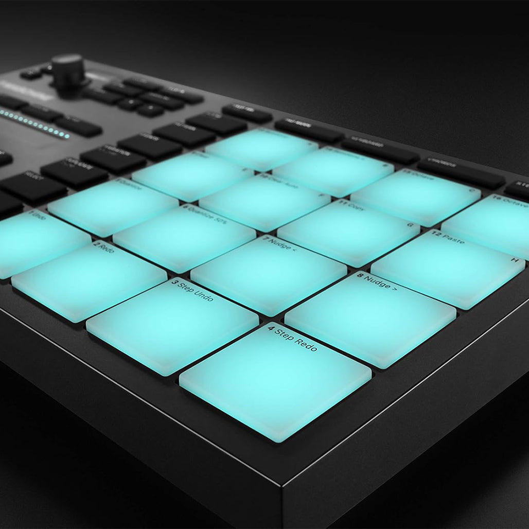 A Photo Of Native Instruments Maschine Mikro MK3 – Compact Beatmaking Controller