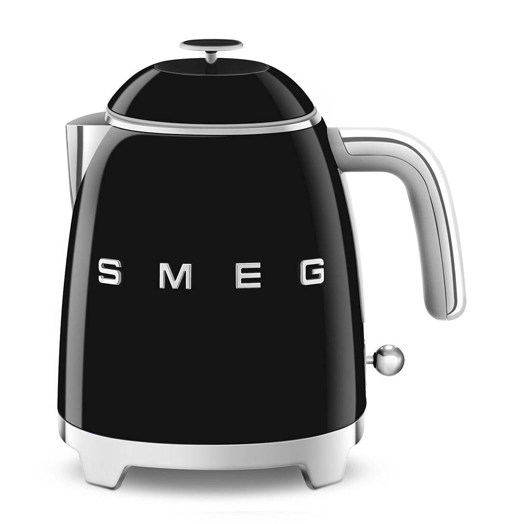 A Photo Of Smeg 50's Style Mini Electric Kettle