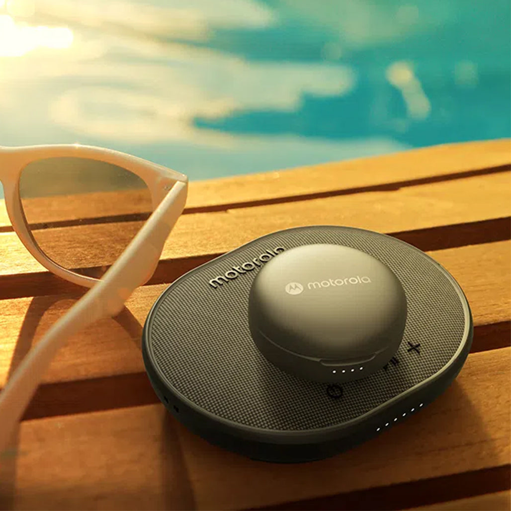 A Photo Of Motorola ROKR 500 - Wireless Portable Speaker