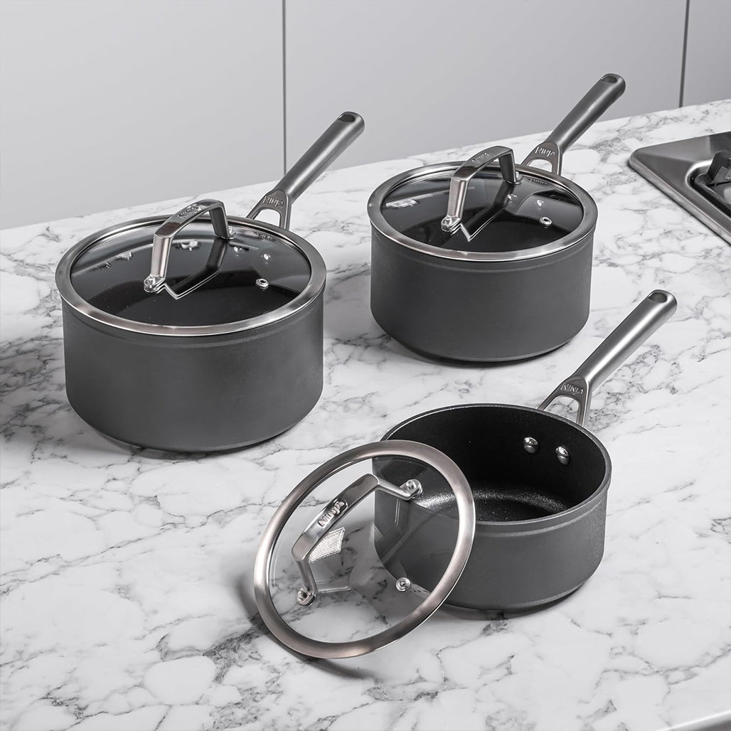 A Photo Of Ninja Foodi C33000EU ZEROSTICK 3 Piece Saucepan Set