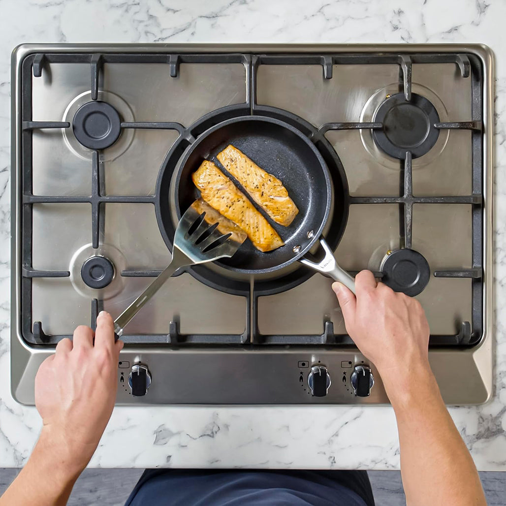 A Photo Of Ninja Foodi C33000EU ZEROSTICK 3 Piece Saucepan Set