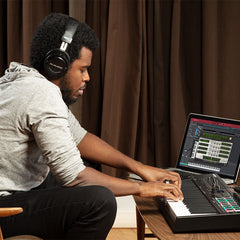 A Photo Of M-Audio Oxygen Pro 49 - 49-Key USB MIDI Controller