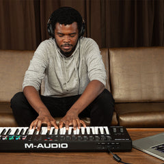 A Photo Of M-Audio Oxygen Pro 49 - 49-Key USB MIDI Controller