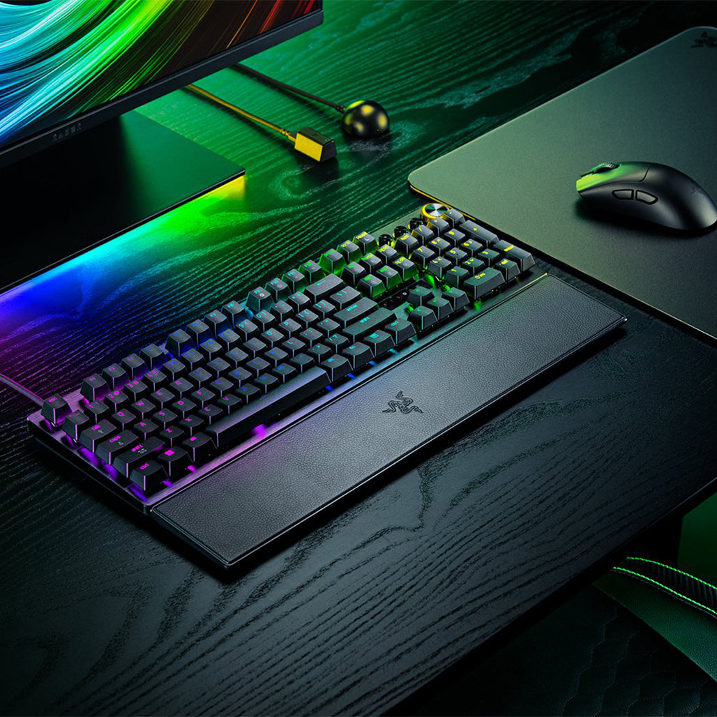 A Photo Of Razer Huntsman V3 Pro 8KHz - Analog Optical Esports Keyboard