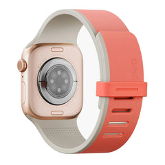 A Photo Of UNIQ Revix IV Reversible Dual-Color Magnetic Watch Strap - 49/46/45/44mm
