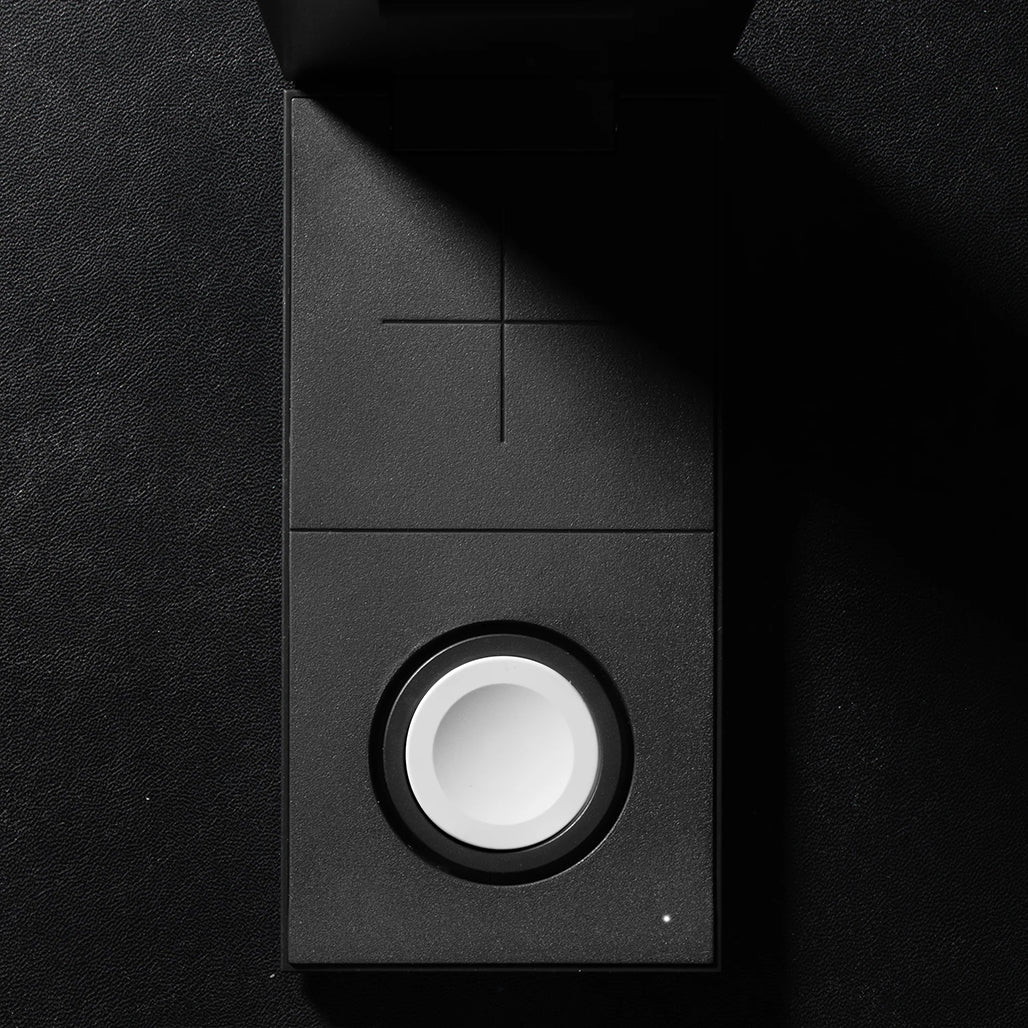A Photo Of Native Union Rise 3-in-1 Magnetic Wireless Charger