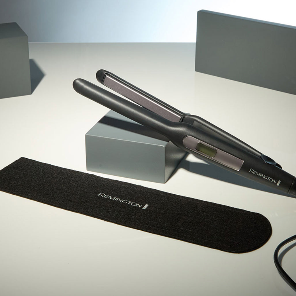 A Photo Of Remington Pro-Ceramic Extra Slim Hair Straightener