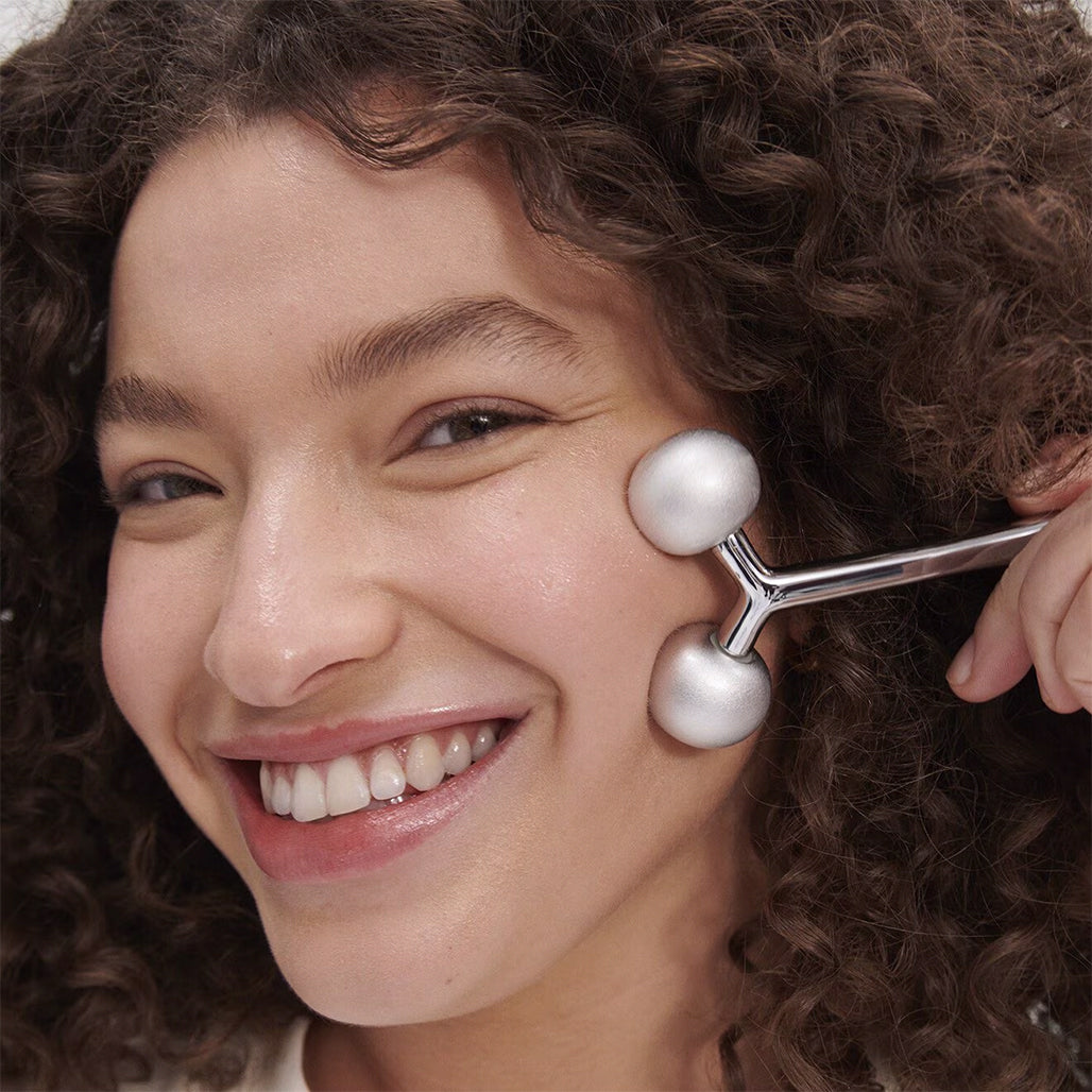 A Photo Of Sephora Dual-Headed Facial Roller - Face & Neck