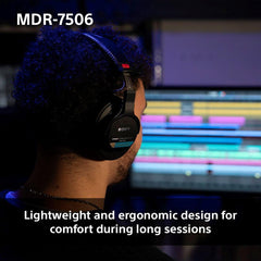 A Photo Of Sony MDR-7506 - Stereo professional headphones