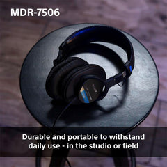 A Photo Of Sony MDR-7506 - Stereo professional headphones