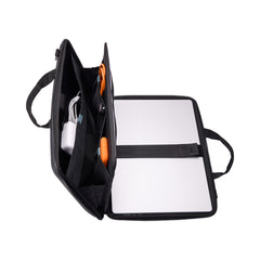 A Photo Of Thule Gauntlet Attaché for MacBook Pro 16