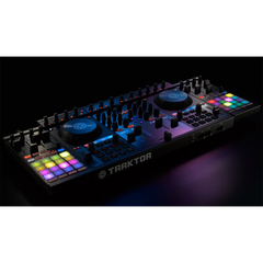 A Photo Of Native Instruments Traktor Kontrol F1 – DJ Remix Controller for Stems and Remix Decks