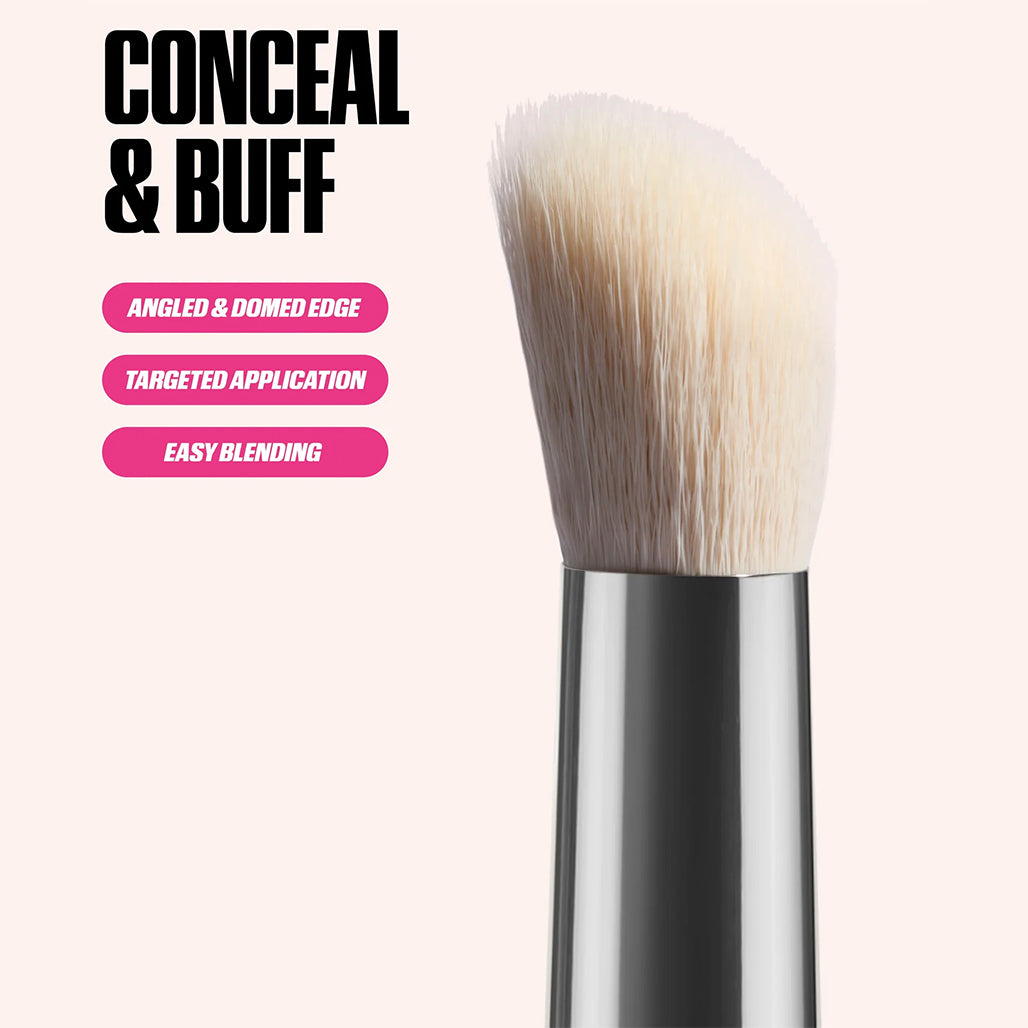 A Photo Of Huda Beauty Undereye Buff Brush