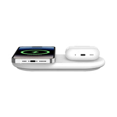 A Photo Of Belkin BoostCharge 3-in-1 Wireless Charging Pad