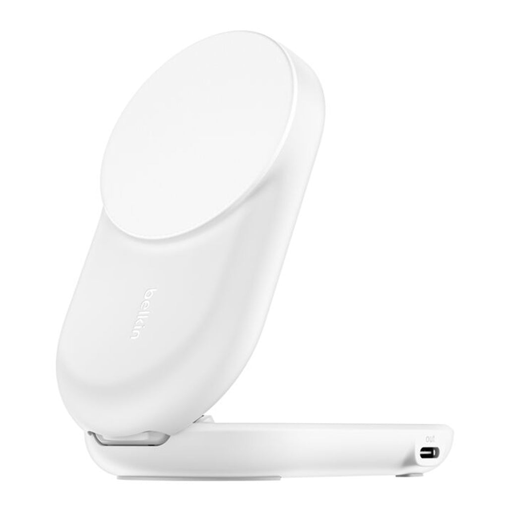 A Photo Of Belkin UltraCharge Foldable 2-in-1 Magnetic Charging Station - 25W