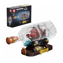 Mould King The Mini Queen Revenger Ship-In-a-Bottle Building Toy Set - 885 Pieces - 10085