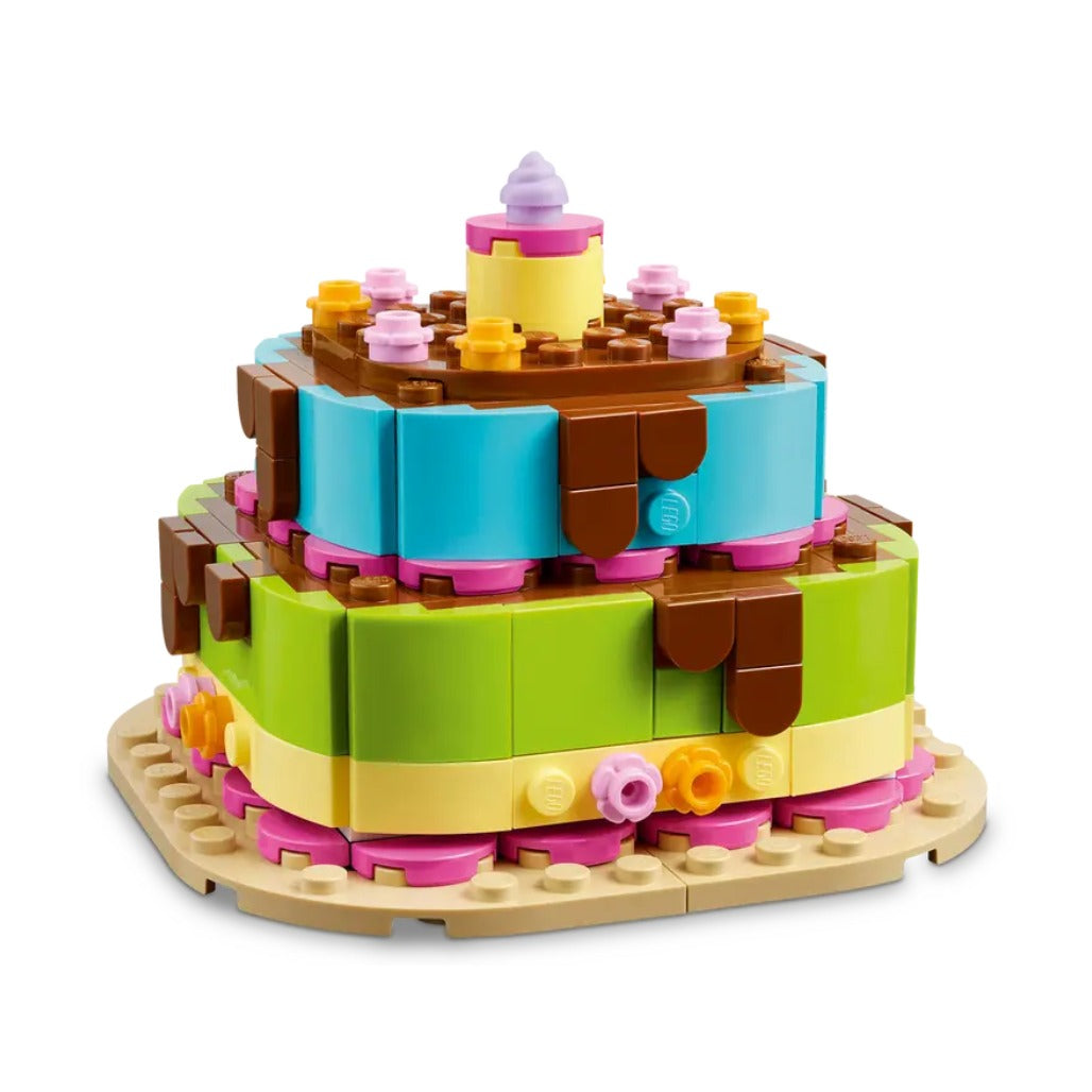 A Photo Of LEGO Creator Birthday Party Cake 219 Pieces - 40815