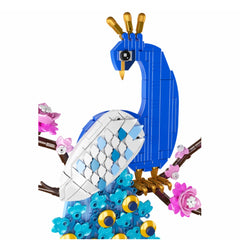 A Photo Of Mould King Peacock Wall Art Building Toy Set - 690 Pieces - 10149
