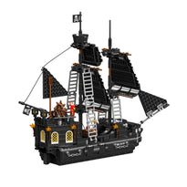 Mould King Black Pearl Pirate Ship Building Toy Set - 932 Pieces - 10195