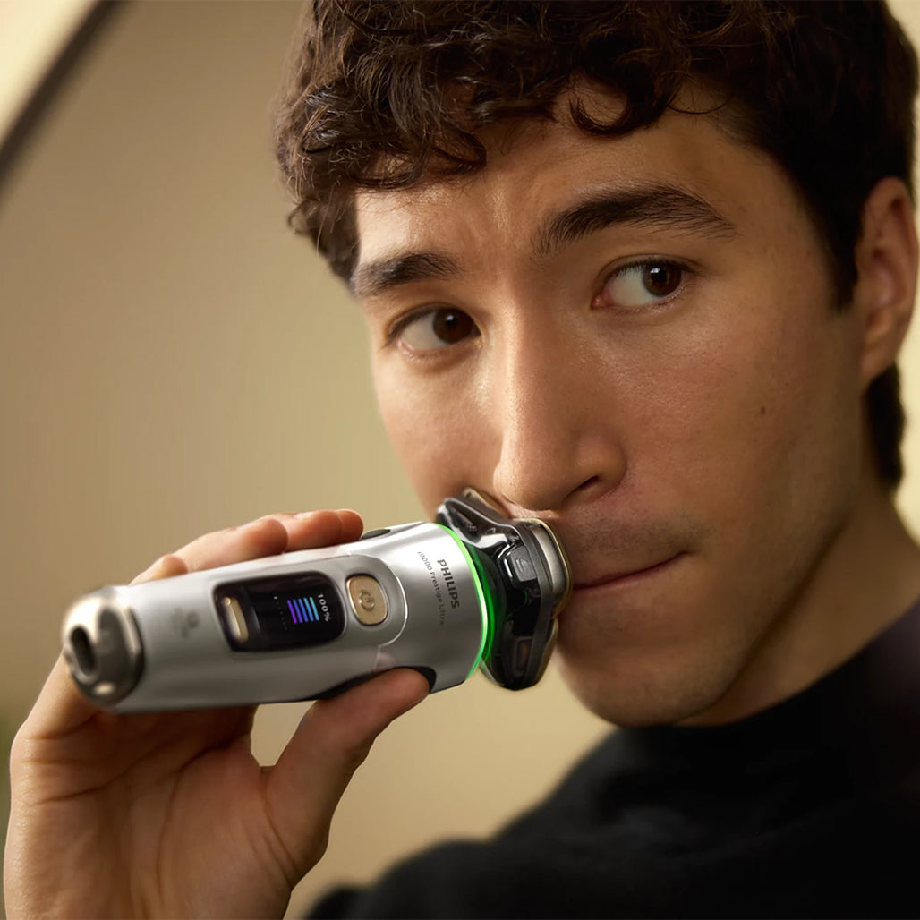 A Photo Of Philips i9000 Prestige Ultra Wet and Dry Electric Shaver with SkinIQ Pro - XP9404/31