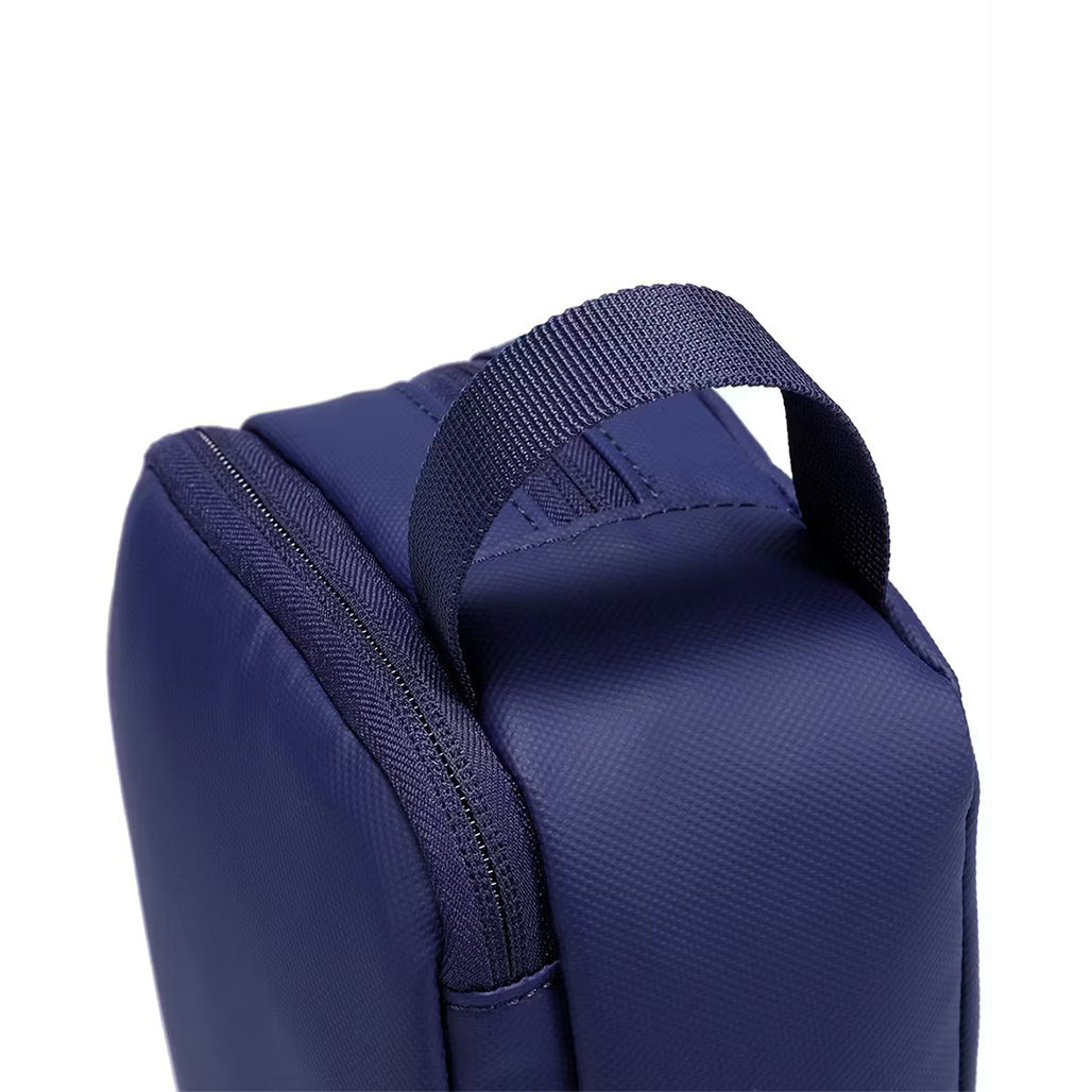 A Photo Of Porodo Organizer Pouch Navy – Dual Compartment Travel Bag with Water-Repellant Polyester & Mesh Pockets