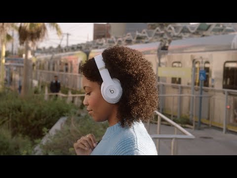 A Video Of Beats Studio3 Wireless Over-Ear Headphones - Midnight Black