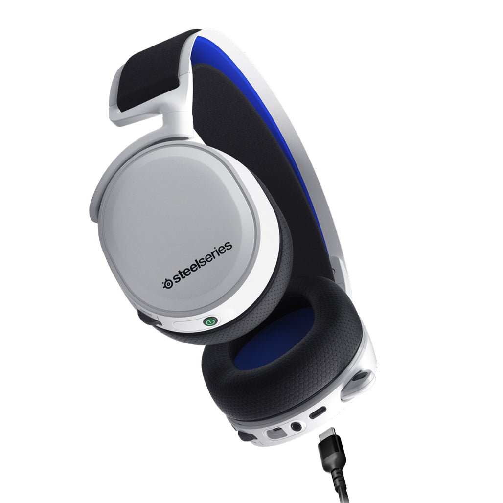 A Photo Of SteelSeries Arctis 7P+ Lossless Wireless Gaming Headset – Multi-Platform USB-C Dongle, 30-Hour Battery, Discord-Certified Microphone