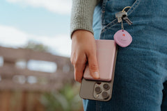 A Photo Of Verbatim My Finder Bluetooth Tracker 3 Pack – Black, White, Purple