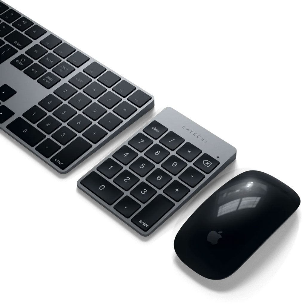 A Photo Of Satechi Aluminum Wireless Keypad – Bluetooth Rechargeable Keypad for Mac and iOS Devices