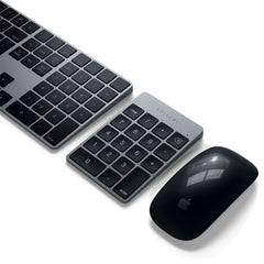 A Photo Of Satechi Aluminum Wireless Keypad – Bluetooth Rechargeable Keypad for Mac and iOS Devices