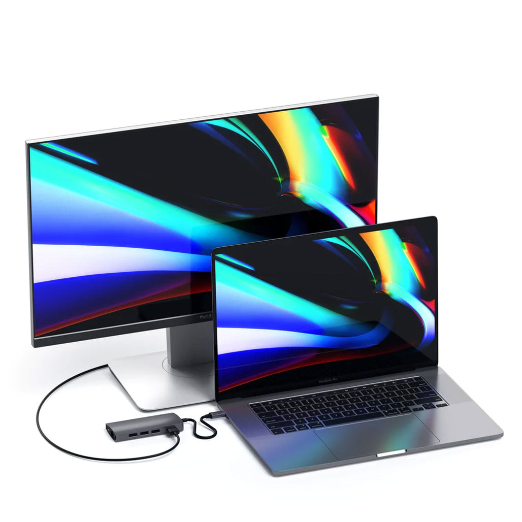 A Photo Of Satechi Type-C Multi-Port Adapter 4K with Ethernet V2 – Aluminum USB-C Hub with HDMI, Ethernet, and Card Readers